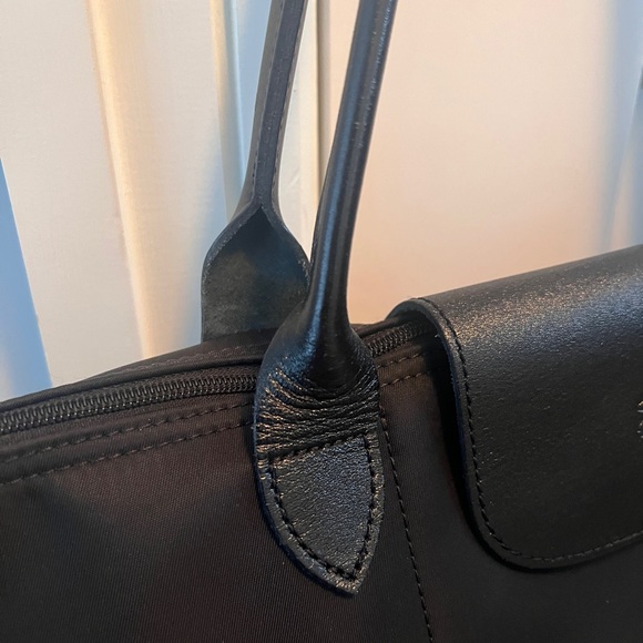 Longchamp Le Pliage Neo Black Tote - Picture 4 of 11